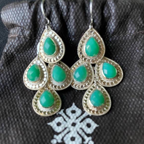 Anna Beck | 18K Gold-Plated Chrysoprase Chandelier Earrings - Picture 4 of 14